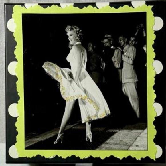 Clear Plastic - Hand Bag w Silver Plastic Handles / FREE GIFT - - Picture 10 of 14